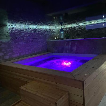Gite A La Ferme Avec Jacuzzi Et Sauna Villefloure Buitenkant foto