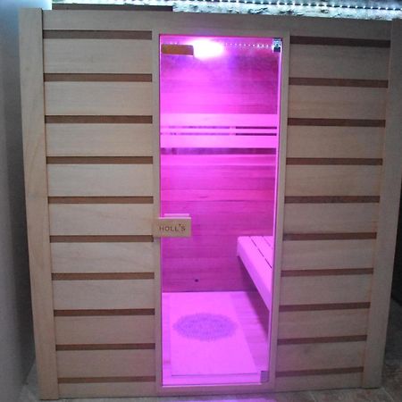 Gite A La Ferme Avec Jacuzzi Et Sauna Villefloure Buitenkant foto